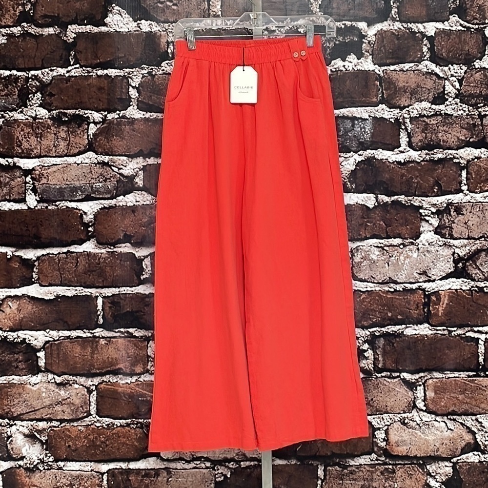 Cellabie Pants NWT Red Orange Wide Leg Cropped Pockets Size Large - Picture 4 of 12